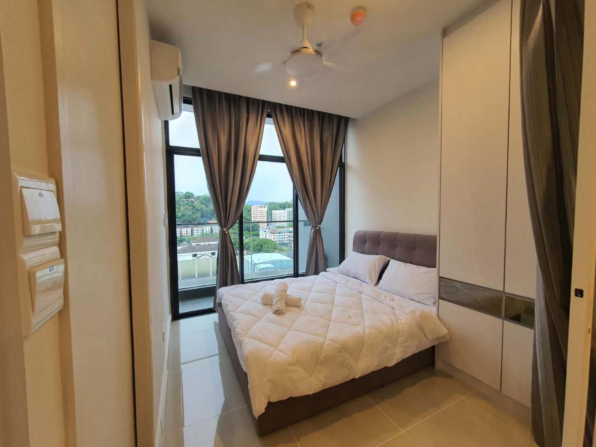 Kota Kinabalu City The Shore - Lucky 7 Homestay Esterno foto
