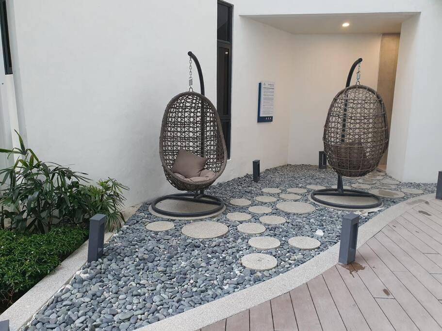 Kota Kinabalu City The Shore - Lucky 7 Homestay Esterno foto