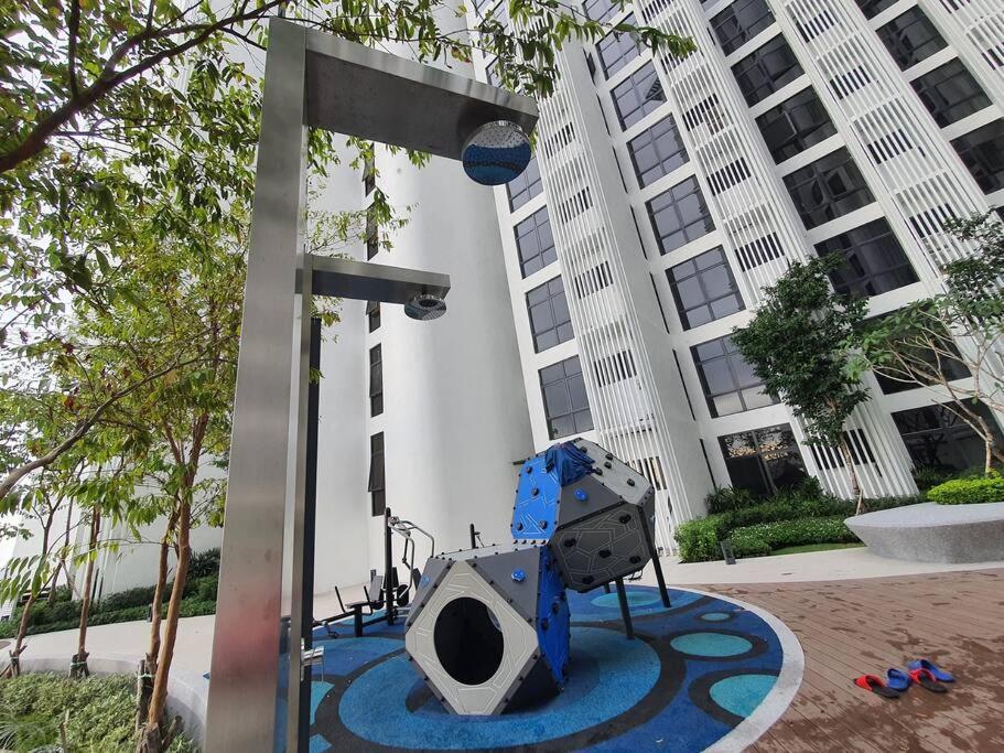 Kota Kinabalu City The Shore - Lucky 7 Homestay Esterno foto