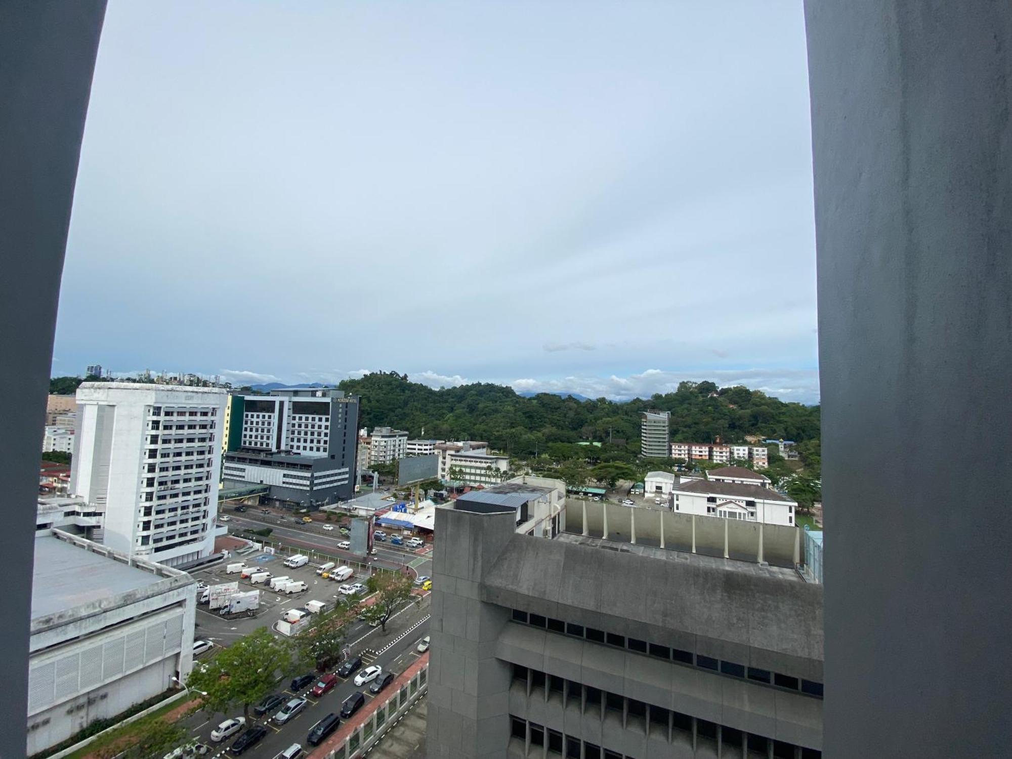 Kota Kinabalu City The Shore - Lucky 7 Homestay Esterno foto